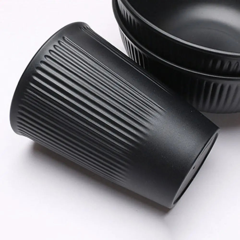 Black plastic cutlery set plates spitting dishes bowl cups cutlery for outdoor camping party